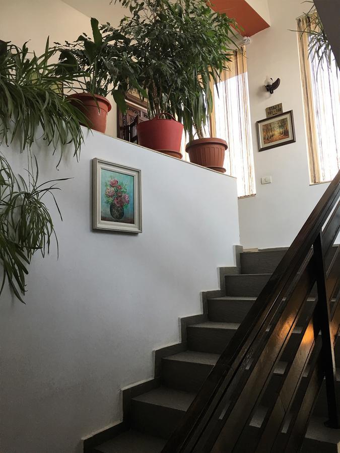 Hotel Taco Бухарест Экстерьер фото