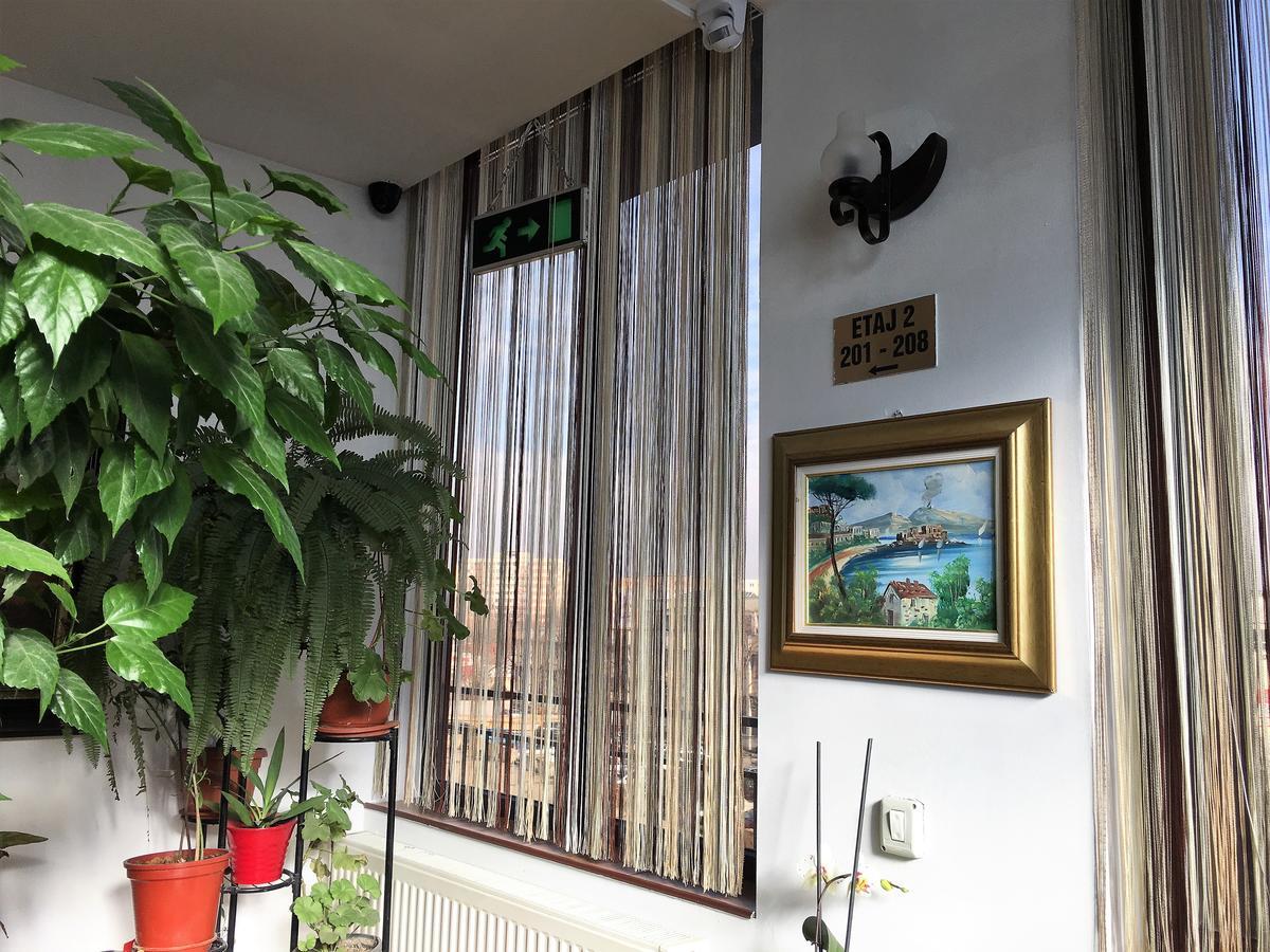 Hotel Taco Бухарест Экстерьер фото