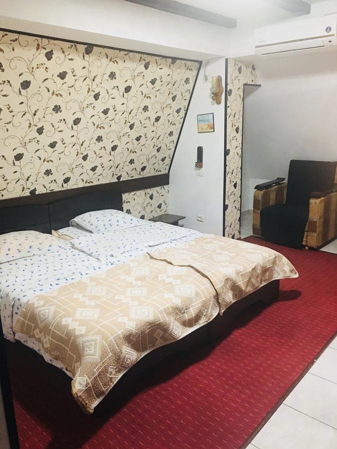 Hotel Taco Бухарест Экстерьер фото